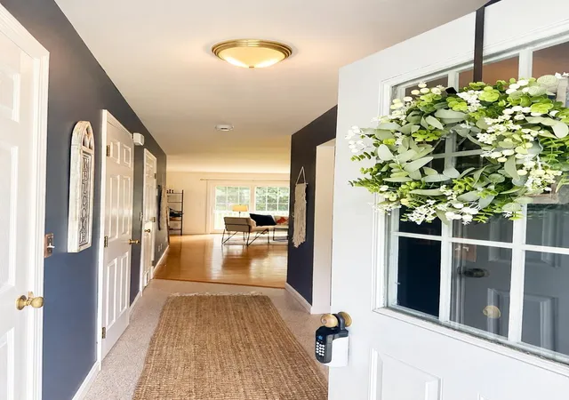 Photo 3 of Townhouse for sale at 7 Wolff Dr, Essex Junction, VT 05452 | MLS# 5105846 | Listing updated on 2026-09-18