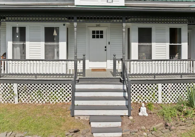 Photo 4 of Sale Pending at 140 Pleasant St, Williamstown, VT 05679 | MLS# 5105850 | Listing updated on 2026-08-24