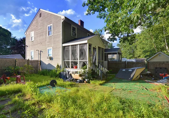 2nd image of 27 Tiger Tail Cir #R, Derry, NH 03038 | MLS# 5105855