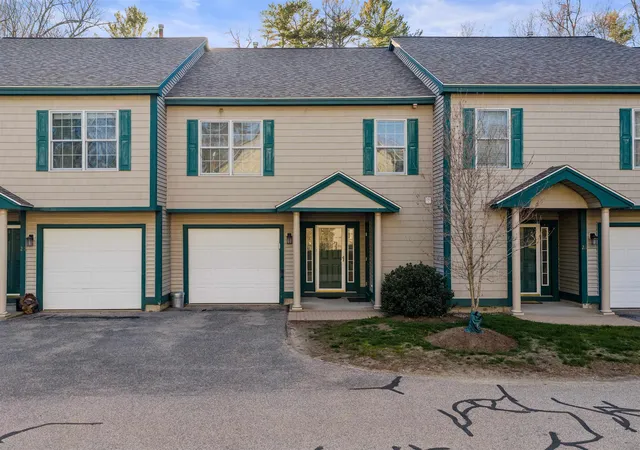 Photo 2 of Townhouse for sale at 24 Deborah Ln, Dover, NH 03820 | MLS# 5105860 | Listing updated on 2026-10-01