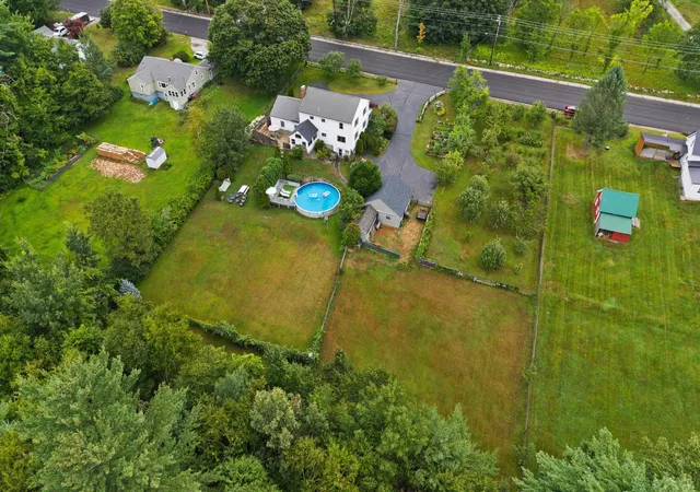 5th image of 438 Pembroke St, Pembroke, NH 03275 | MLS# 5105861