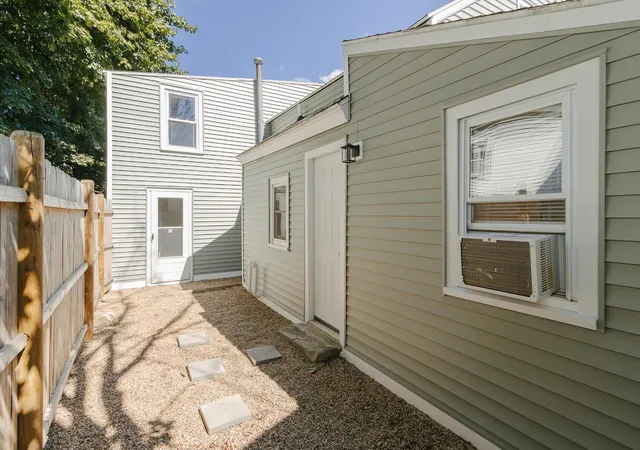 21st image of 4 6 Foster Ct, Nashua, NH 03064 | MLS# 5105872