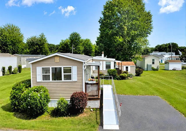 1st image of 149 Garden St, Seabrook, NH 03874 | MLS# 5105876