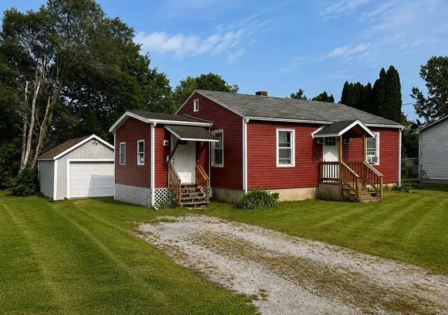Photo 1 of Single family home for sale at 270 Dorr Dr, Rutland, VT 05701 | MLS# 5105881 | Listing updated on 2026-09-14