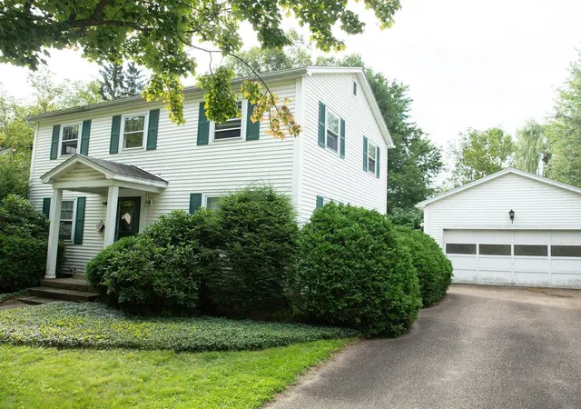 Photo 1 of Single family home for sale at 35 Case Pkwy, Burlington, VT 05401 | MLS# 5105901 | Listing updated on 2026-08-25