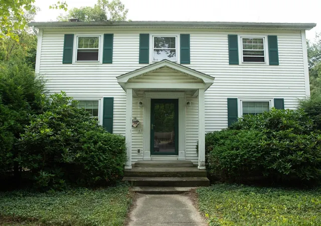 Photo 2 of Single family home for sale at 35 Case Pkwy, Burlington, VT 05401 | MLS# 5105901 | Listing updated on 2026-08-25