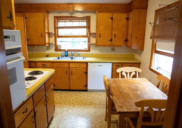 Photo 3 of Single family home for sale at 35 Case Pkwy, Burlington, VT 05401 | MLS# 5105901 | Listing updated on 2026-08-25