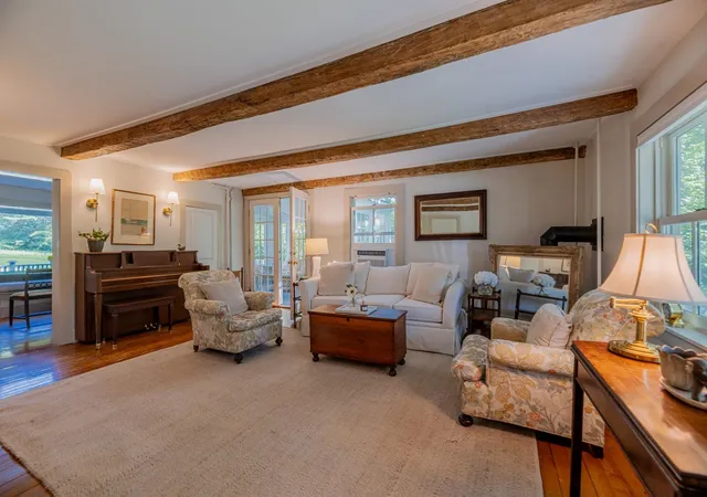 Photo 4 of Single family home for sale at 2529 Main St, Manchester, VT 05254 | MLS# 5105906 | Listing updated on 2026-10-08