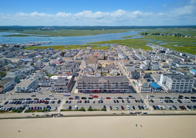 Photo 1 of Sale Pending at 83 Ocean Blvd #303, Hampton, NH 03842 | MLS# 5105912 | Listing updated on 2026-08-31