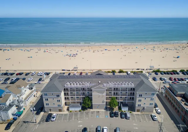 Photo 2 of Sale Pending at 83 Ocean Blvd #303, Hampton, NH 03842 | MLS# 5105912 | Listing updated on 2026-08-31