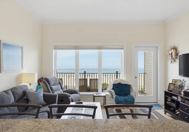 Photo 3 of Sale Pending at 83 Ocean Blvd #303, Hampton, NH 03842 | MLS# 5105912 | Listing updated on 2026-08-31