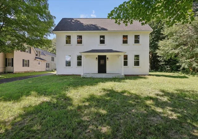 Photo 2 of Single family home for sale at 9 High St, Boscawen, NH 03303 | MLS# 5105916 | Listing updated on 2026-09-18