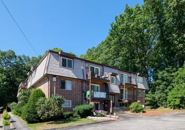 27th image of 2 Pembroke Dr #15, Derry, NH 03038 | MLS# 5105929
