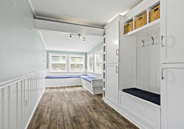 Photo 3 of Sale Pending at 10 Pond St, Salem, NH 03079 | MLS# 5105934 | Listing updated on 2026-09-06