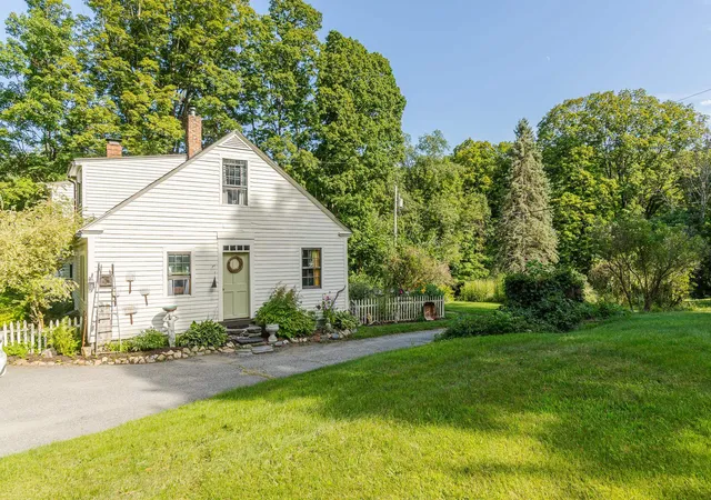 4th image of 37 High St, Spofford, NH 03462 | MLS# 5105943