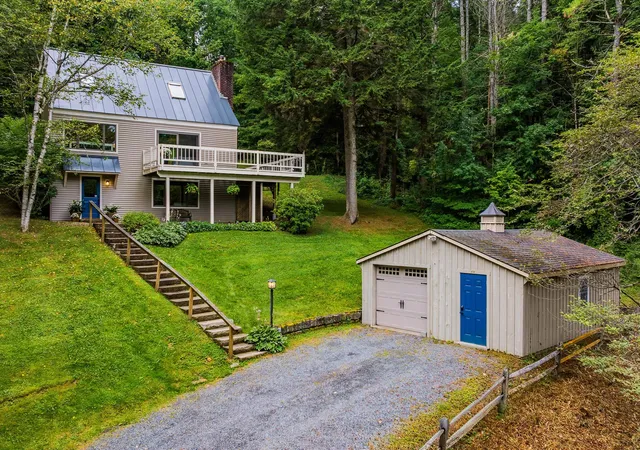 Single family home for sale at 151 Dwight Rd, Hartford, VT 05059 | MLS# 5105944