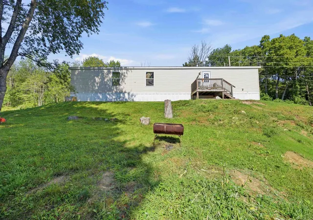 4th image of 35 Thompson Rd, Pittsfield, NH 03263 | MLS# 5105952