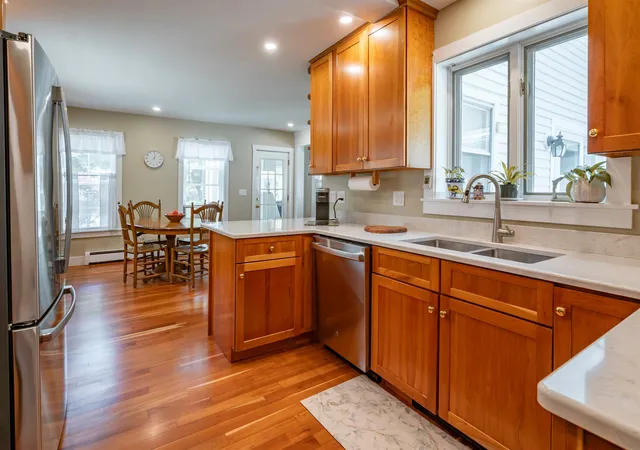 Photo 4 of Sale Pending at 1 Broad St, Hollis, NH 03049 | MLS# 5105954 | Listing updated on 2026-08-21