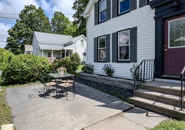 Photo 3 of Single family home for sale at 214 Beaman St, Poultney, VT 05764 | MLS# 5105960 | Listing updated on 2026-10-05