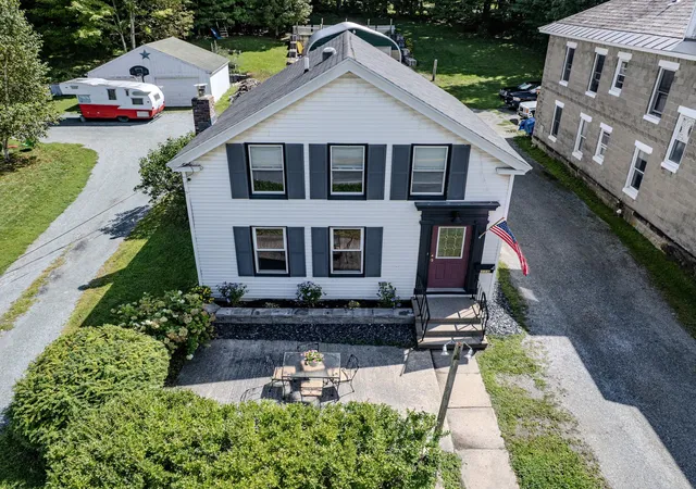 Photo 4 of Single family home for sale at 214 Beaman St, Poultney, VT 05764 | MLS# 5105960 | Listing updated on 2026-10-05