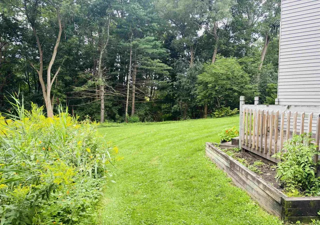 Photo 2 of Townhouse for sale at 701 Dorset St #12, South Burlington, VT 05403 | MLS# 5105974 | Listing updated on 2026-09-23