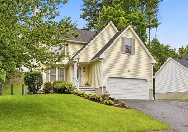 2nd image of 192 Whittington St, Manchester, NH 03104 | MLS# 5105984