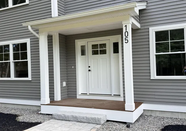 Photo 3 of Single family home for sale at 105 Seaverns Bridge Rd, Merrimack, NH 03054 | MLS# 5105993 | Listing updated on 2026-09-11