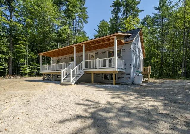 Photo 2 of Single family home for sale at 48 Moore Rd, Hillsborough, NH 03244 | MLS# 5105994 | Listing updated on 2026-09-03