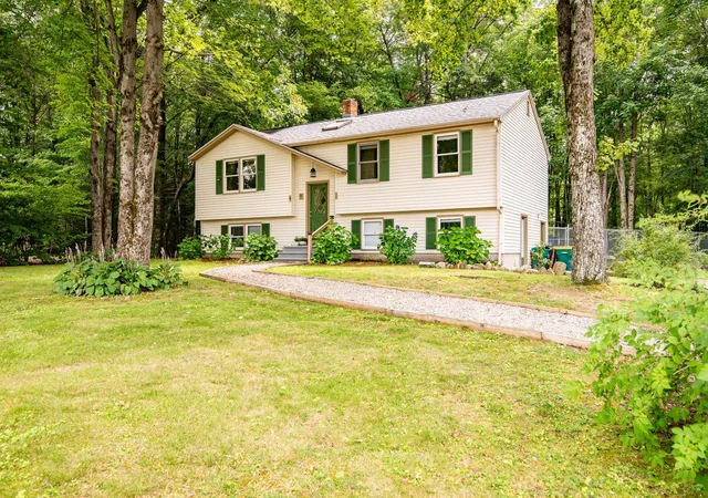 1st image of 4 Birchwood Ave, Rochester, NH 03867 | MLS# 5105998