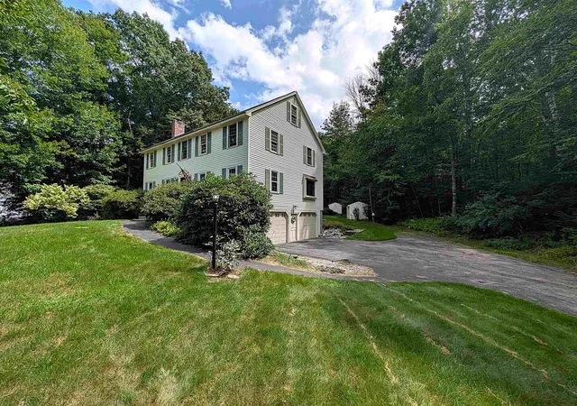 1st image of 2 Nutfield Dr, Londonderry, NH 03053 | MLS# 5106001
