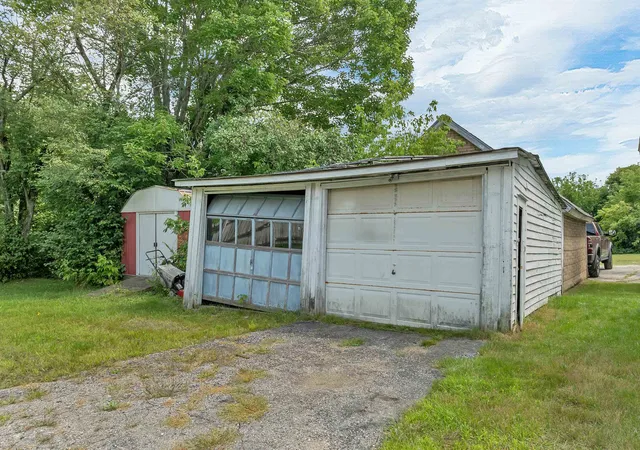 Photo 4 of Sale Pending at 252 Wight St, Berlin, NH 03570 | MLS# 5106003 | Listing updated on 2026-10-01