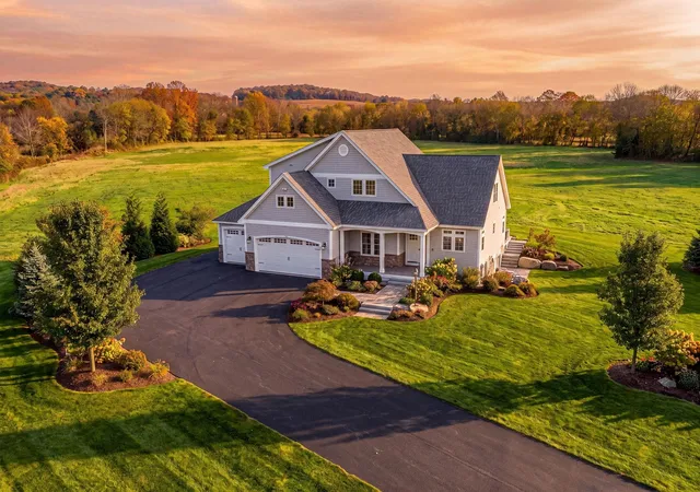 Photo 1 of Single family home for sale at 93 Chestnut Hill Rd #The Hannah, Amherst, NH 03031 | MLS# 5106017 | Listing updated on 2026-09-16