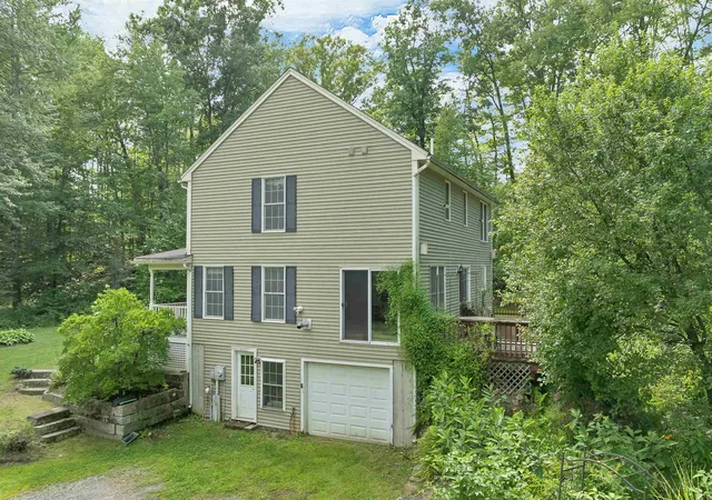 5th image of 2100 - 2102 Dover Rd, Epsom, NH 03234 | MLS# 5106020