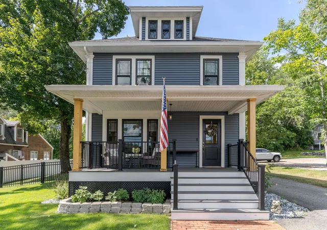 1st image of 138 Broadway, Dover, NH 03820 | MLS# 5106030