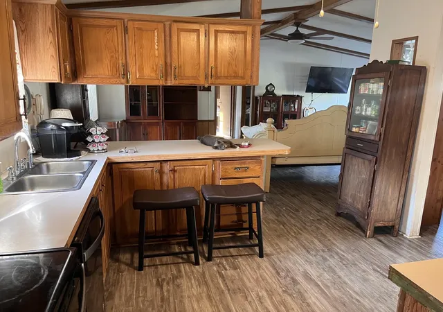 Photo 2 of Manufactured home for sale at 5 Karen Pl, Claremont, NH 03743 | MLS# 5106033 | Listing updated on 2026-08-28