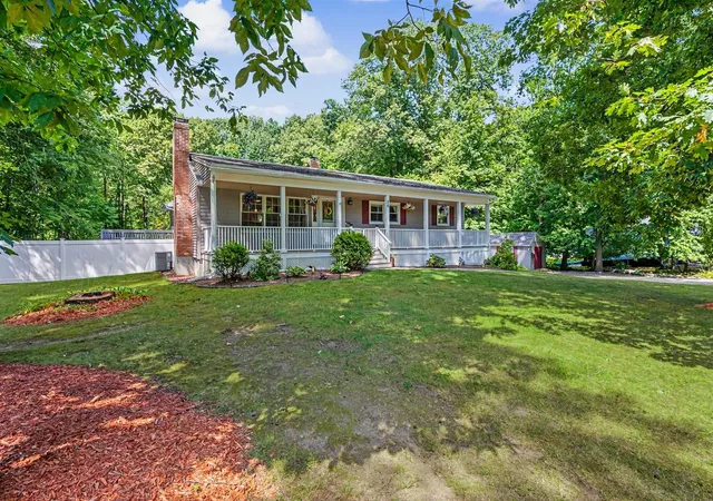 Photo 2 of Sale Pending at 26 Hawthorne Dr, Atkinson, NH 03811 | MLS# 5106034 | Listing updated on 2026-09-18