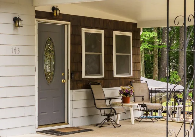 Photo 1 of Single family home for sale at 143 Long Hl Rd, Dover, NH 03820 | MLS# 5106042 | Listing updated on 2026-10-09