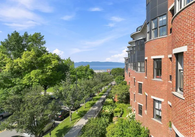 Photo 2 of Condo for sale at 40 College St #514c, Burlington, VT 05401 | MLS# 5106053 | Listing updated on 2026-08-21