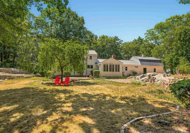 Photo 3 of Single family home for sale at 140 Pioneer Rd, Rye, NH 03870 | MLS# 5106063 | Listing updated on 2026-09-15