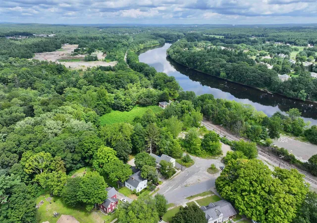 14th image of 22 Railroad Ave, Merrimack, NH 03054 | MLS# 5106076
