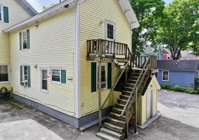 4th image of 22 Railroad Ave, Merrimack, NH 03054 | MLS# 5106076