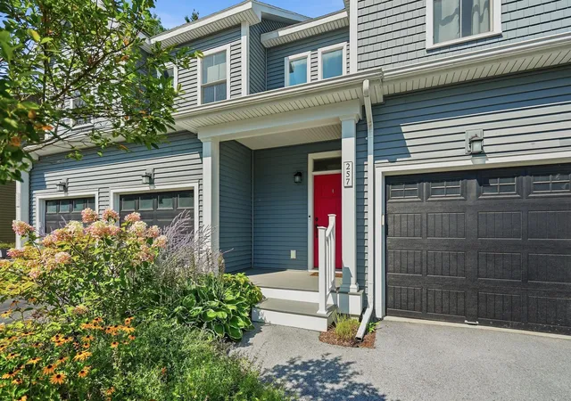 Condo for sale at 257 O'Brien Farm Dr, South Burlington, VT 05403 | MLS# 5106094
