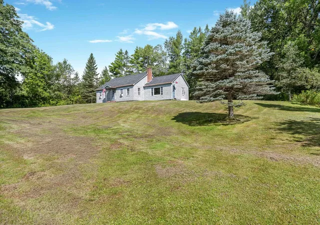 2nd image of 196 North Rd, Lancaster, NH 03584 | MLS# 5106101