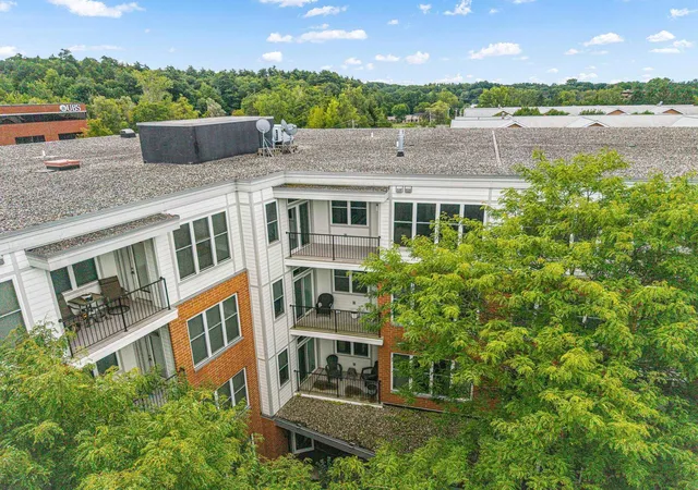 Photo 2 of Sale Pending at 370 Farrell St #408, South Burlington, VT 05403 | MLS# 5106103 | Listing updated on 2026-08-29