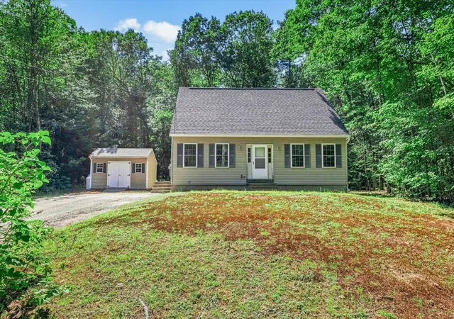 3rd image of 104 Squantum Rd, Jaffrey, NH 03452 | MLS# 5106104