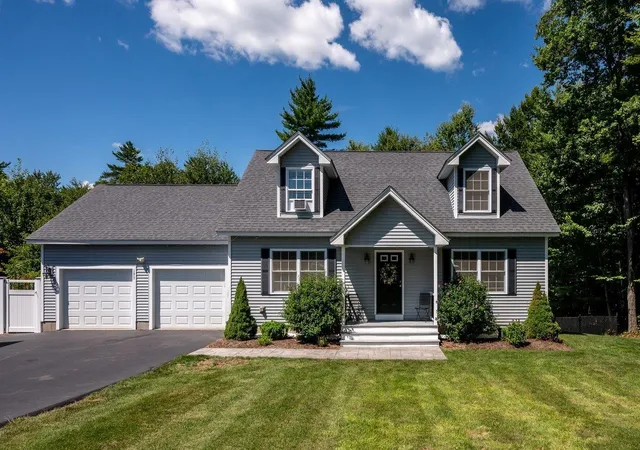1st image of 195 Ridgetop Ln, Henniker, NH 03242 | MLS# 5106111