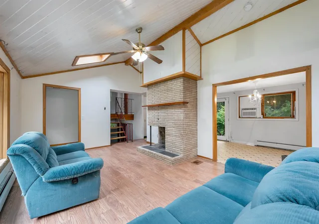 Photo 3 of Single family home for sale at 5 Mercury Ln, Pelham, NH 03076 | MLS# 5106150 | Listing updated on 2026-09-05