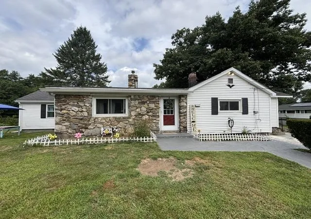 1st image of 33 Beacon Hill Rd, Derry, NH 03038 | MLS# 5106156