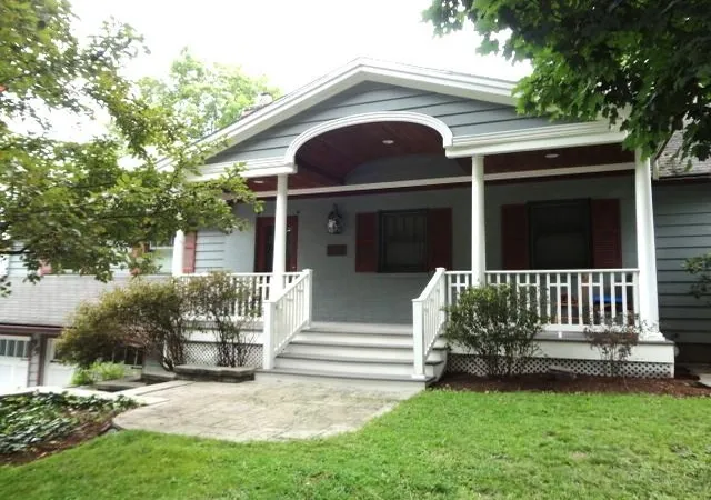 Photo 1 of Single family home for sale at 95 Crescent Rd, Burlington, VT 05401 | MLS# 5106164 | Listing updated on 2026-09-14