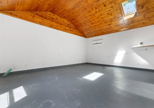Photo 3 of Single family home for sale at 752 Butternut Rd, Guilford, VT 05301 | MLS# 5106167 | Listing updated on 2026-09-02